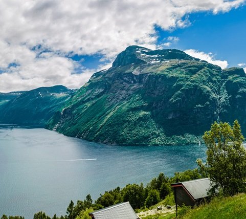 nor_msc23014125_900x800 Mobile Image