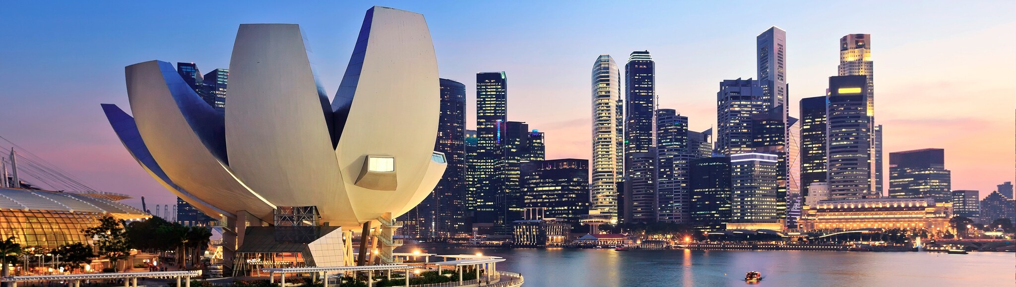 itineraryImageDesktop