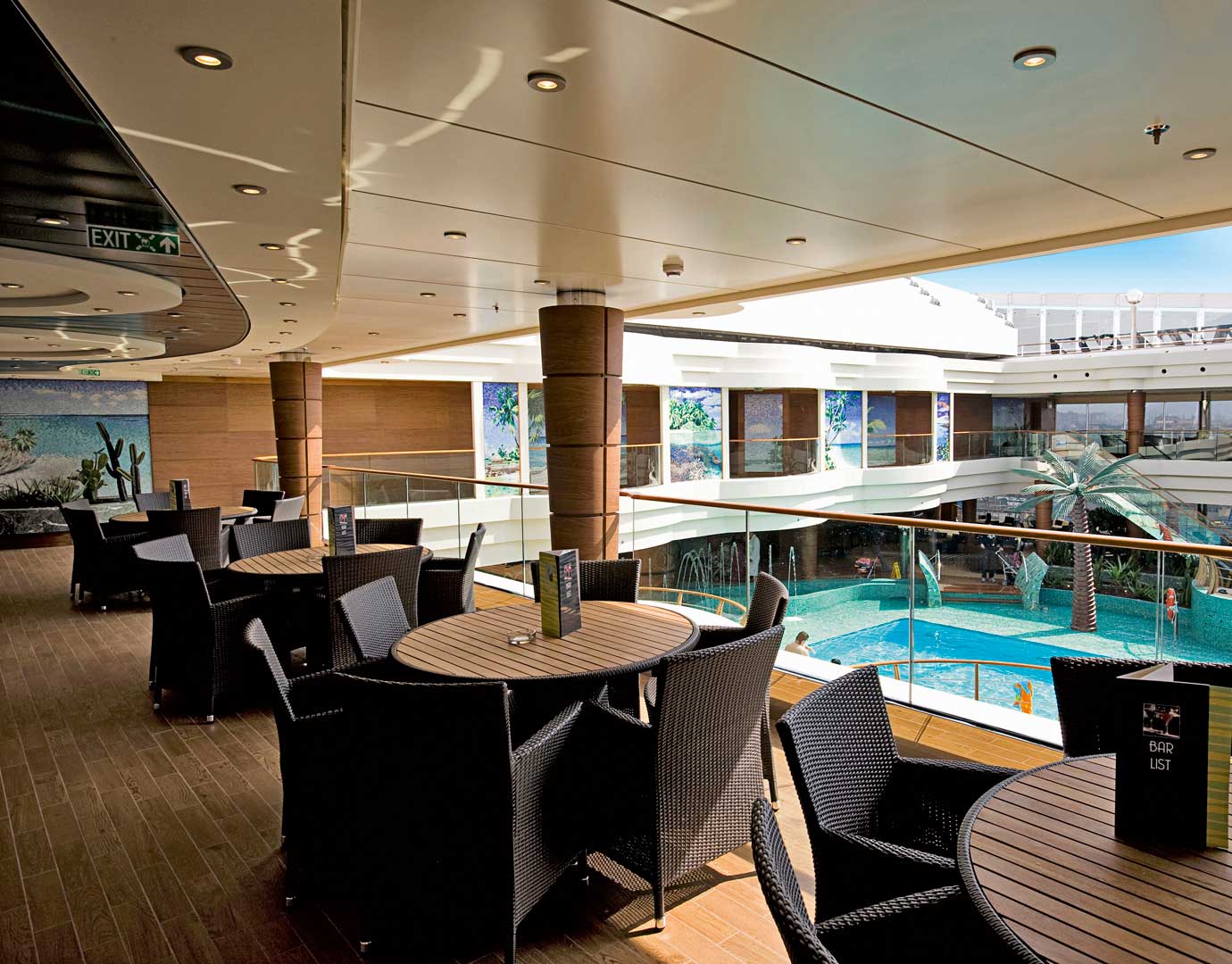 Gaudi Bar | MSC Fantasia Gaudi Bar | MSC Fantasia