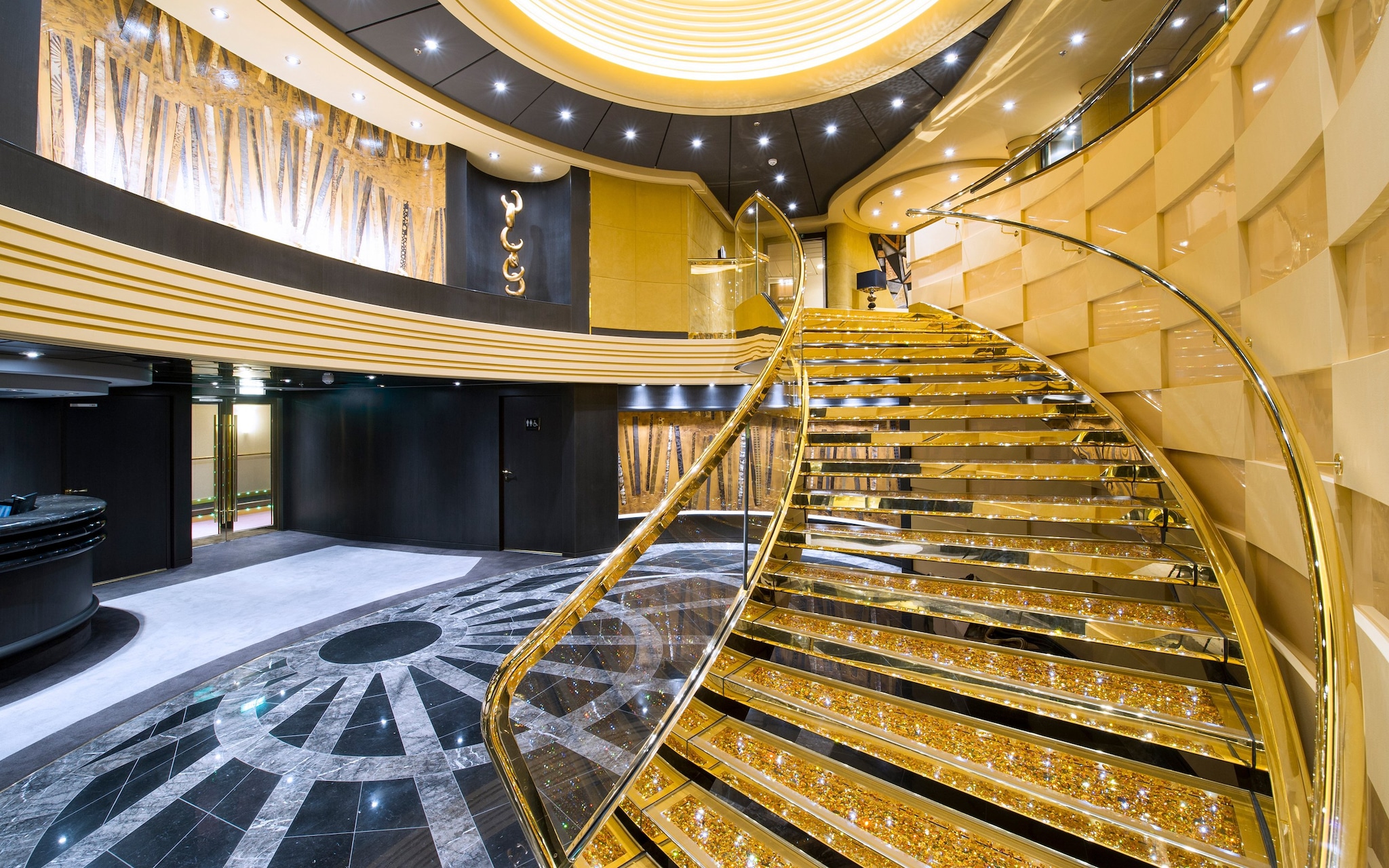 MSC Preziosa, Yacht Club | MSC Cruises MSC Preziosa, Yacht Club | MSC Cruises